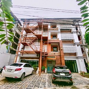 Tjr Boutique Hotel